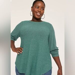 Lane Bryant Rib Sleeved Curved Soft Knit Top size 10/12 NWT